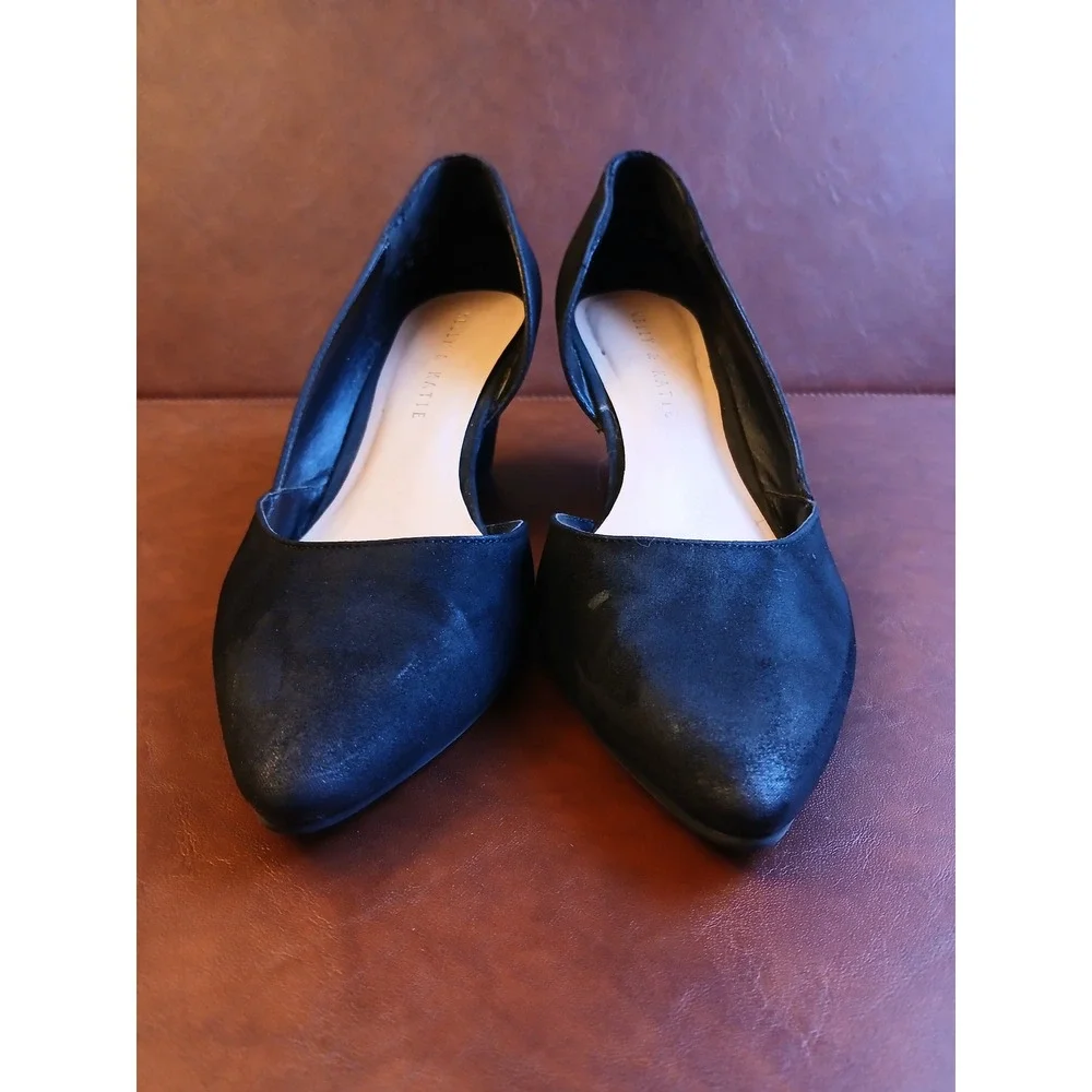 Kelly & Katie Womens Black Faux Suede Pointed Toe D'Orsay Wedge Pumps‎ Heels 3in